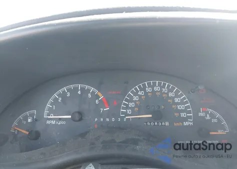 2002 Pontiac Grand Prix Se z USA, uszkodzony, nr VIN 1G2WK52J82F105381